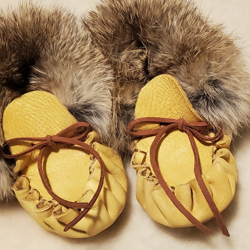 Infants moccasins